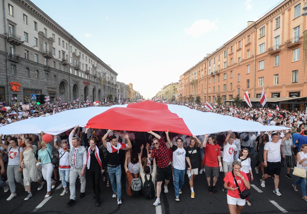 Оппозиционный митинг в Минске, Беларусь, 16 августа 2020 года. Фото: Yauhen Yerchak / EPA