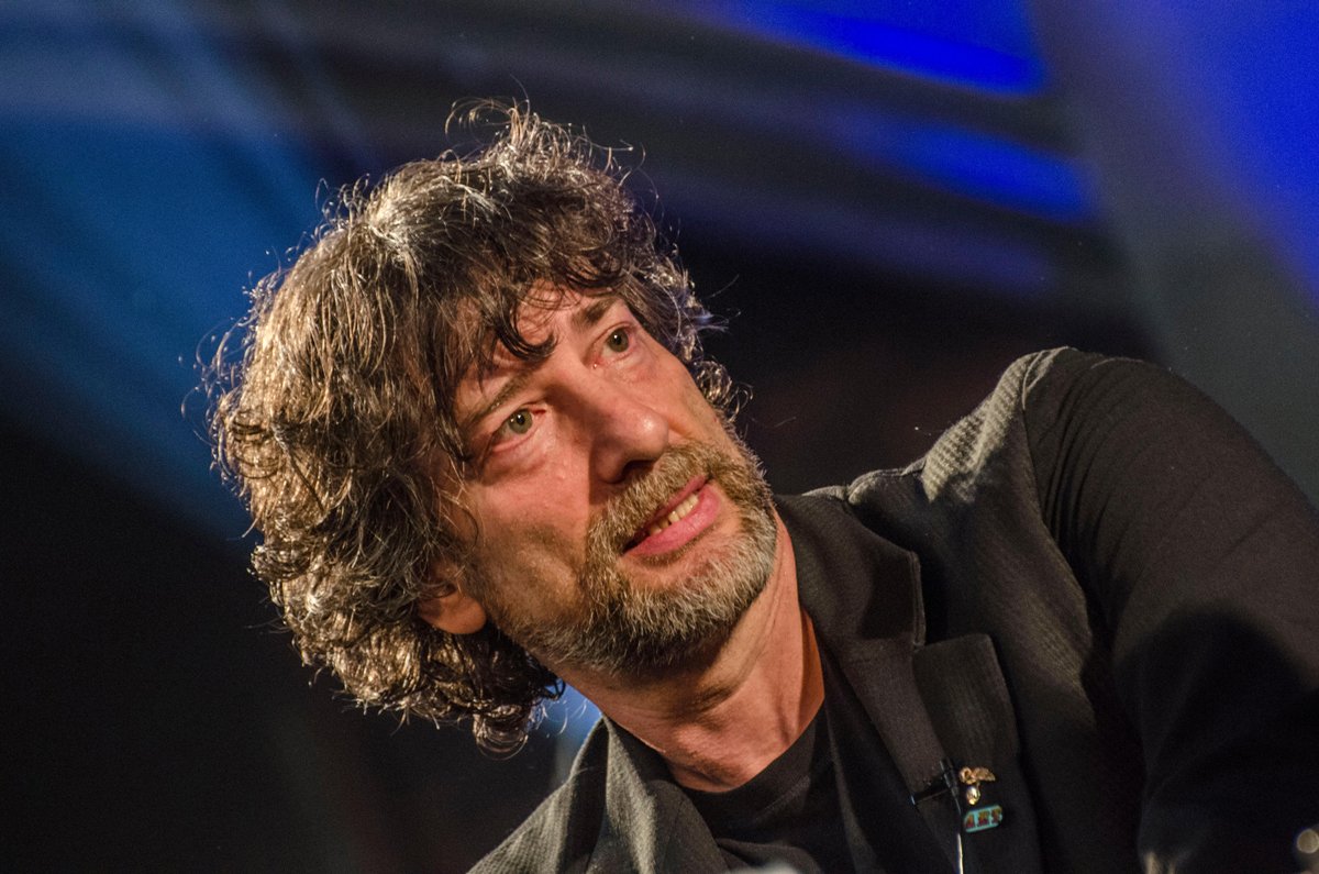 Нил Гейман. Фото: Roger Parkes / Alamy / Vida Press