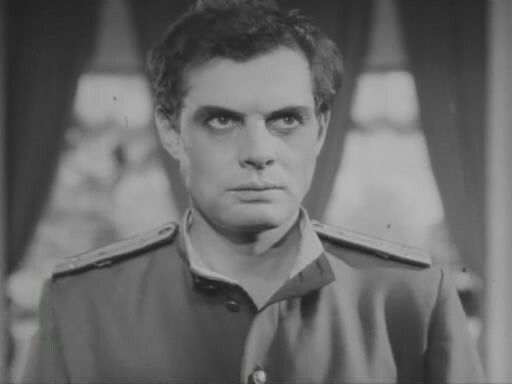 Советский актер Павел Кадочников в роли Маресьева в фильме «Повесть о настоящем человеке». Фото: kino-teatr.ru