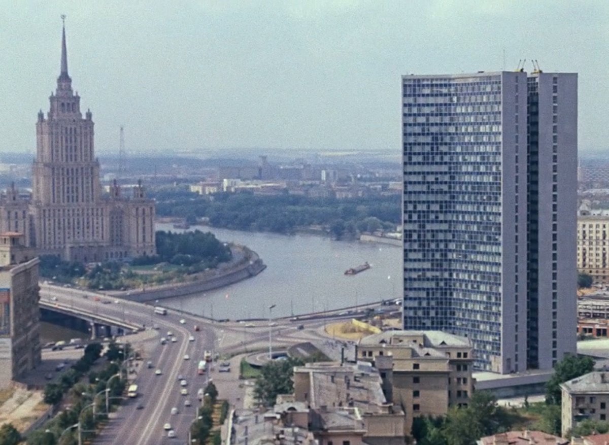 Кадр из фильма «Иван Васильевич меняет профессию»