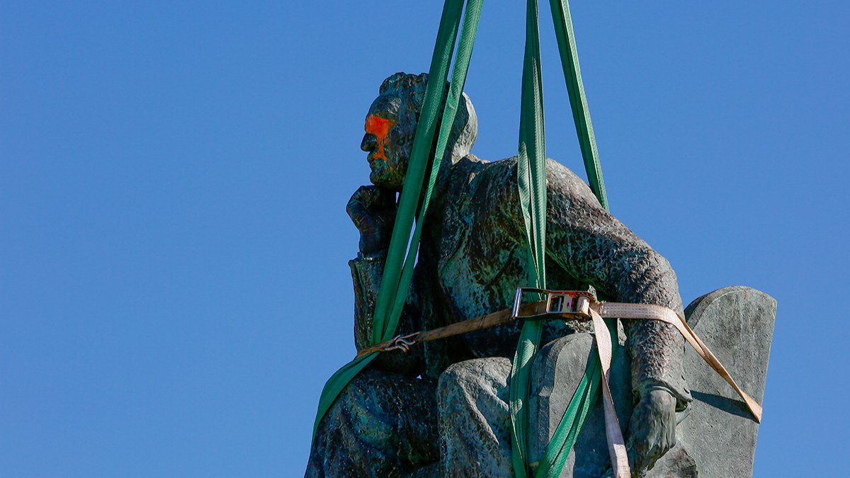 Два заблуждения Запада