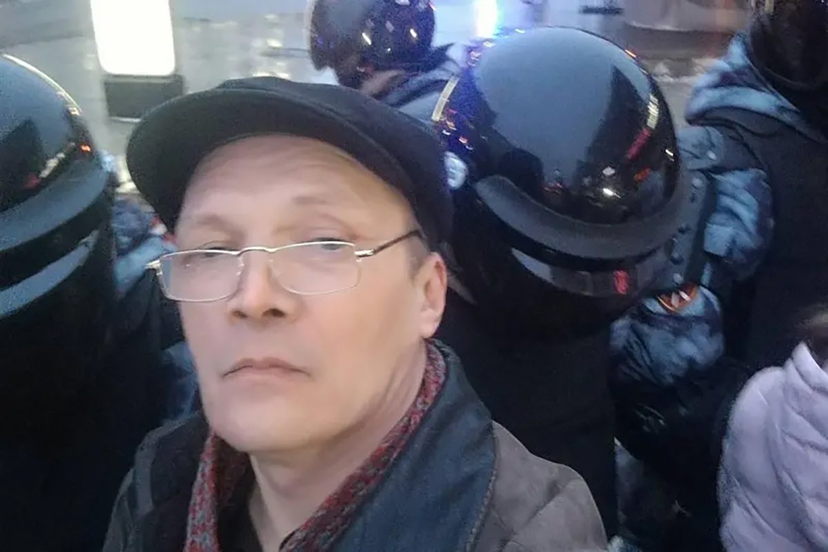 Андрей Верьянов на акции протеста в связи с задержанием Алексея Навального после возвращения того в Россию. Фото: Facebook / личная страница Андрея Верьянова