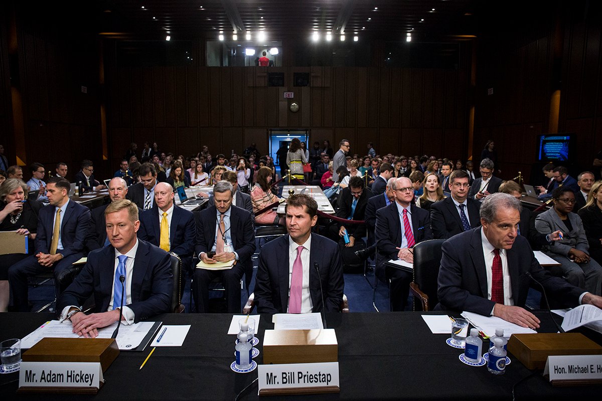 Слушания, посвященные надзору за соблюдением Закона о регистрации иностранных агентов и попыткам повлиять на выборы в США, Вашингтон, США, 26 июля 2017 года. Фото: Zach Gibson / EPA