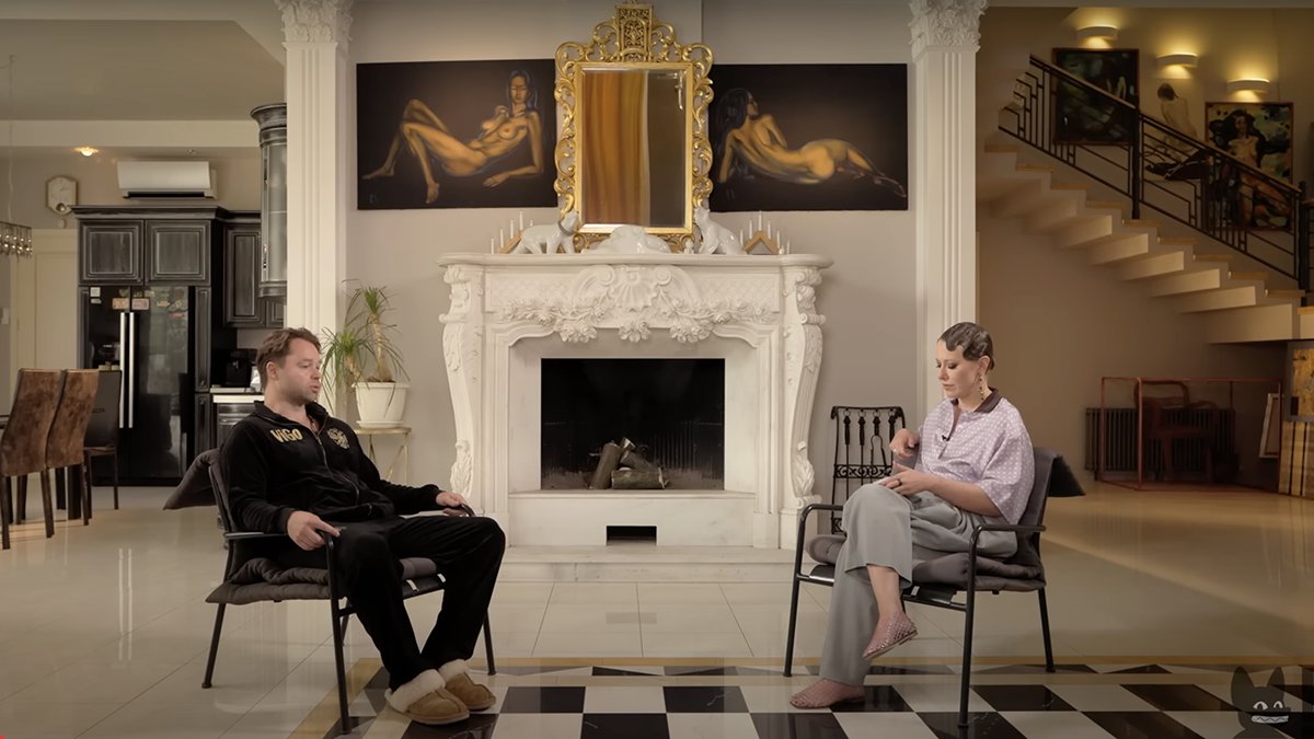 Виталий Гогунский и Ксения Собчак. Фото: Youtube / Осторожно: Собчак