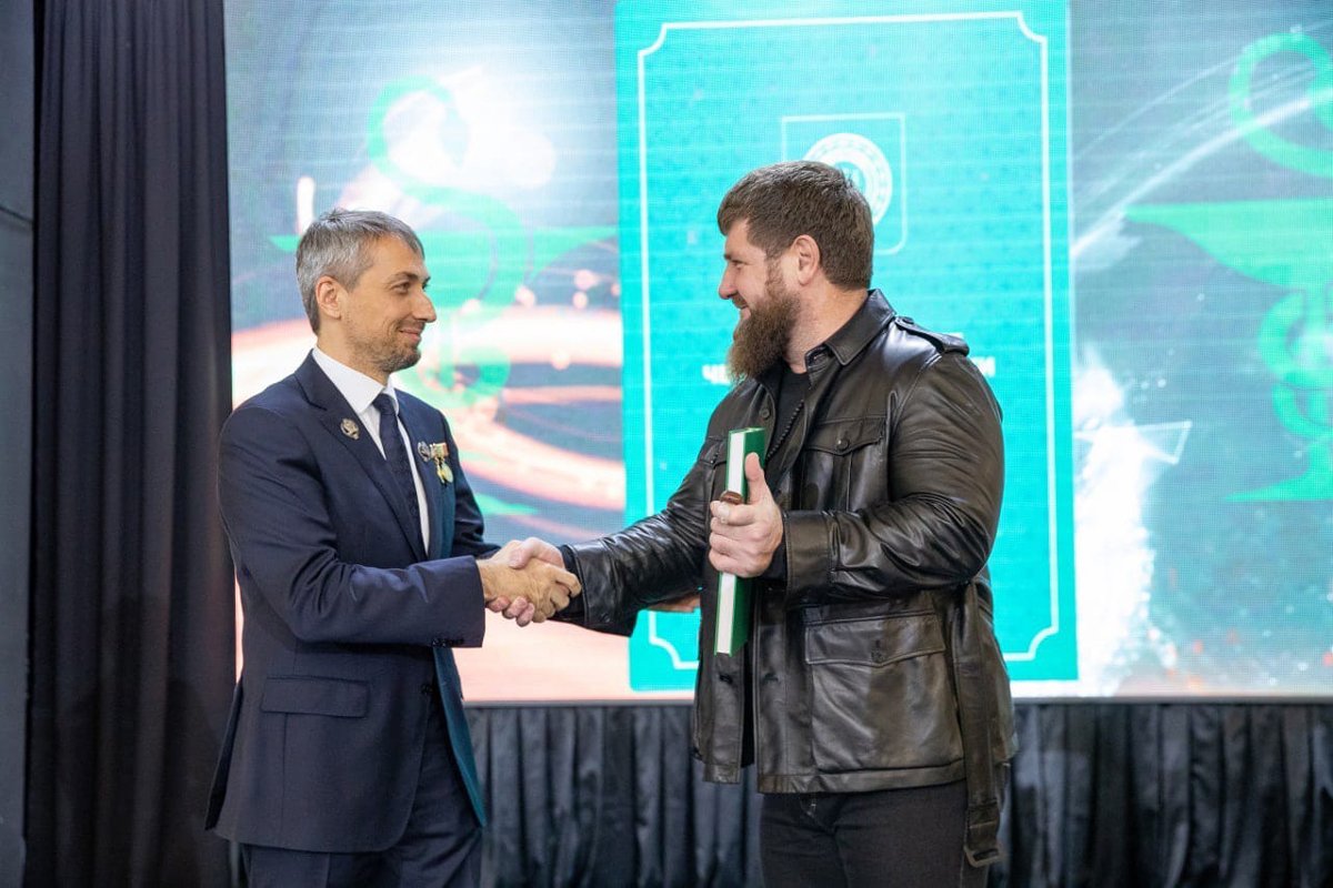 Рамзан Кадыров и Эльхан Сулейманов. Фото: Рамзан Кадыров / VK