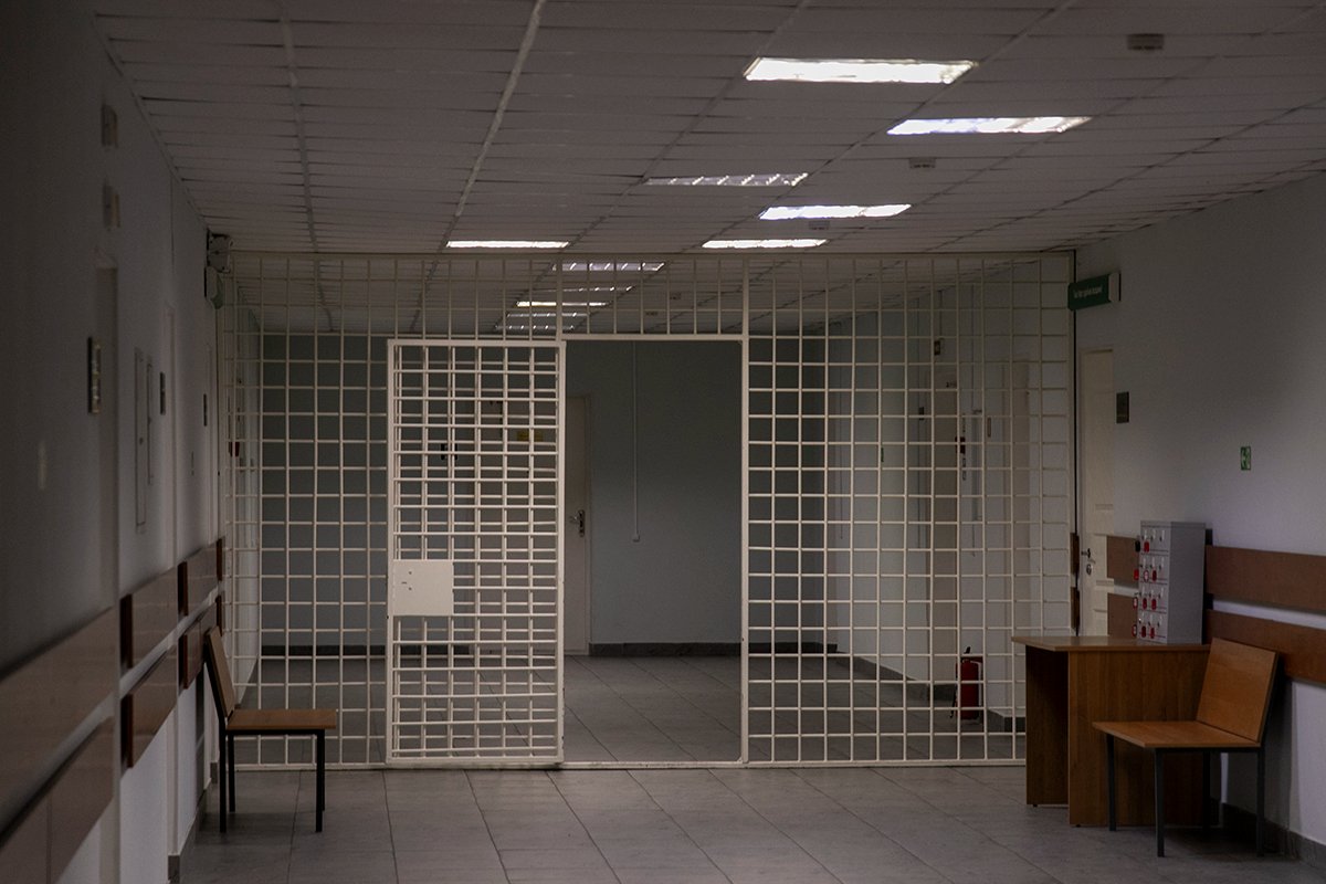 В коридоре военного суда. Фото: Дмитрий Цыганов