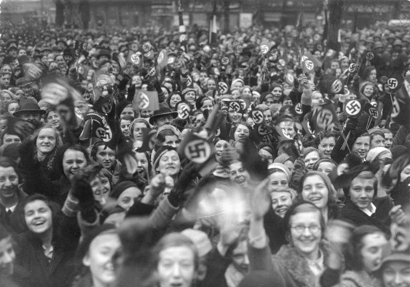 Во время голосования в Сааре, 1935 год. Фото: Bundesarchiv